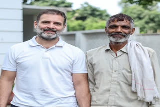 Rahul Gandhi met the viral vegetable seller Rameshwar