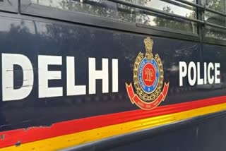 Delhi Police caught three accused and handed them