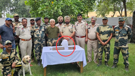 1 kg of heroin recovered from side of the tractor from Indo-Pak border