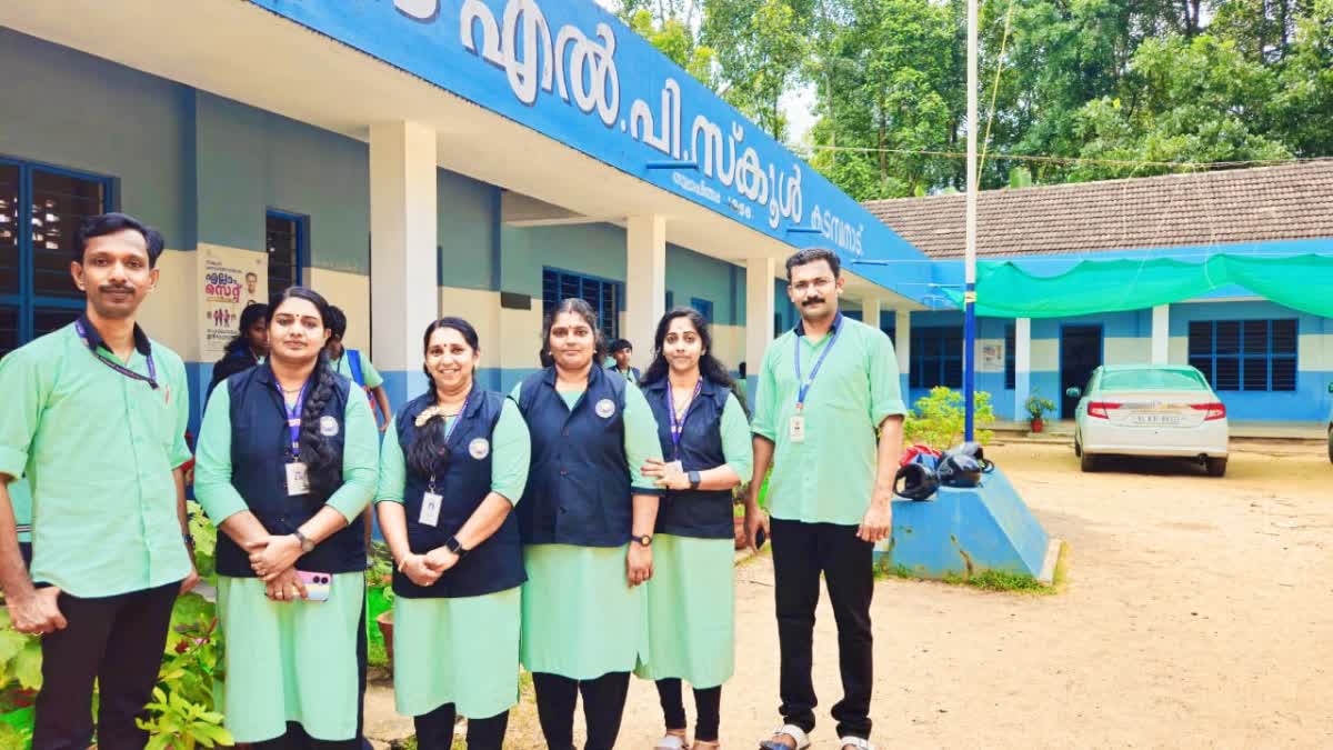 STUDENTS UNIFORM  KADAMPANADU VIVEKANADA LPS  വിദ്യാഭ്യാസ മന്ത്രി വിശിവൻകുട്ടി  കുട്ടികളുടെ വേഷത്തില്‍ അധ്യാപകര്‍