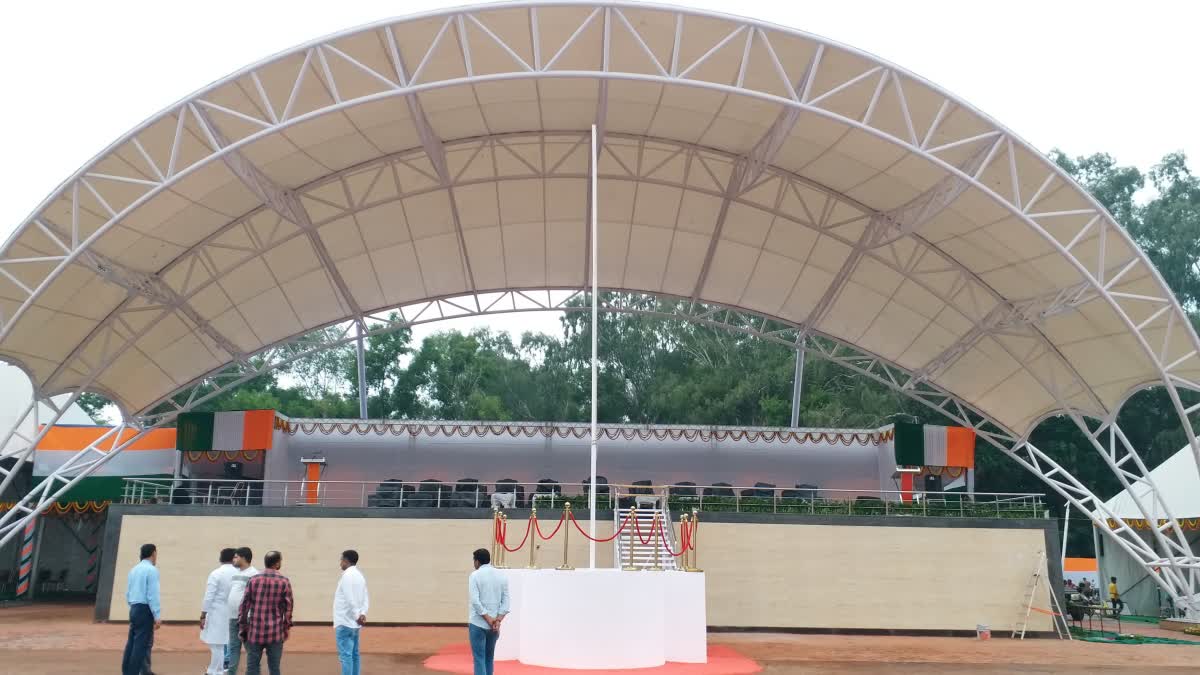 ranchi-morhabadi-ground-is-fully-decorated-about-independence-day