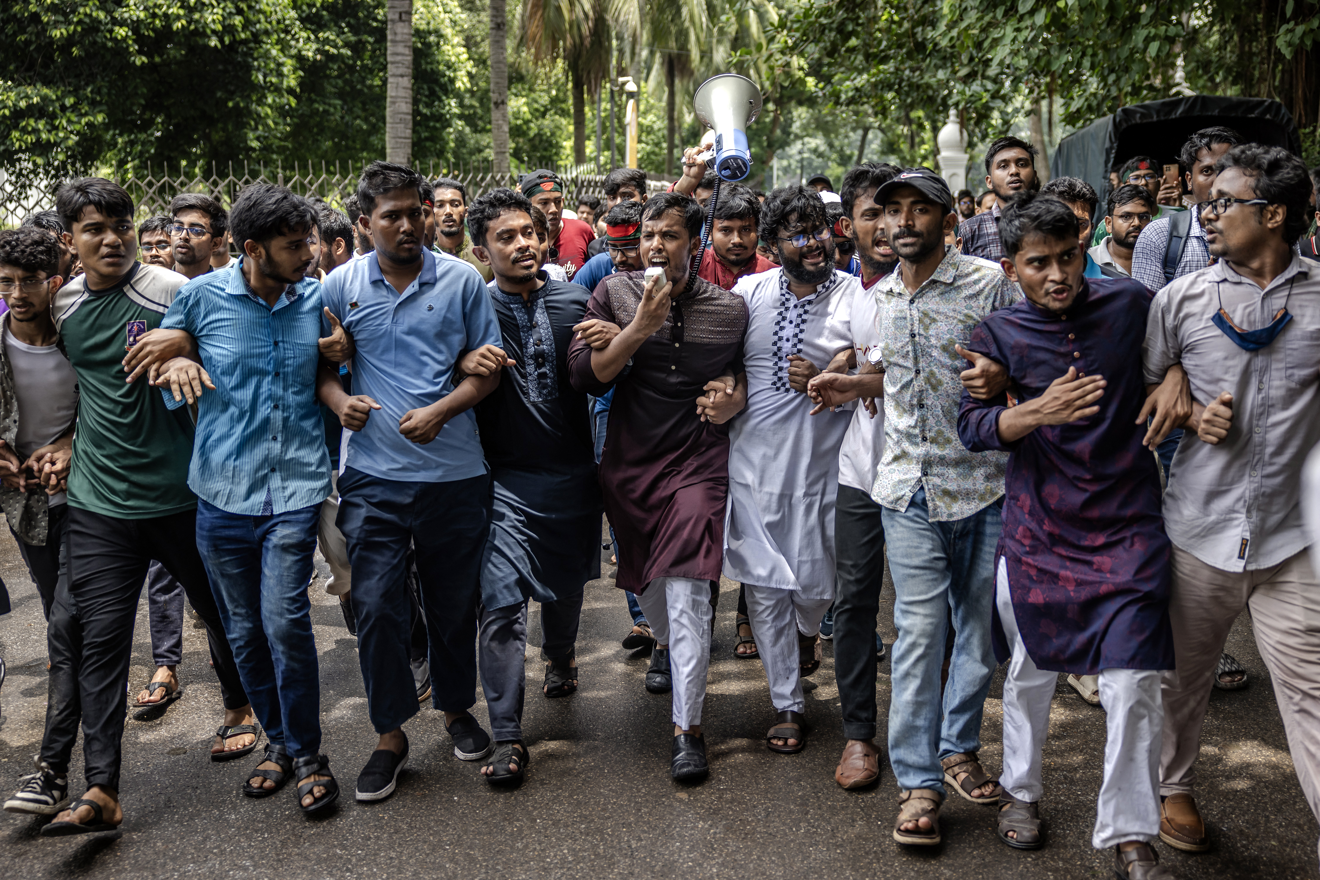 STUDENTS HELPING LEAD BANGLADESH