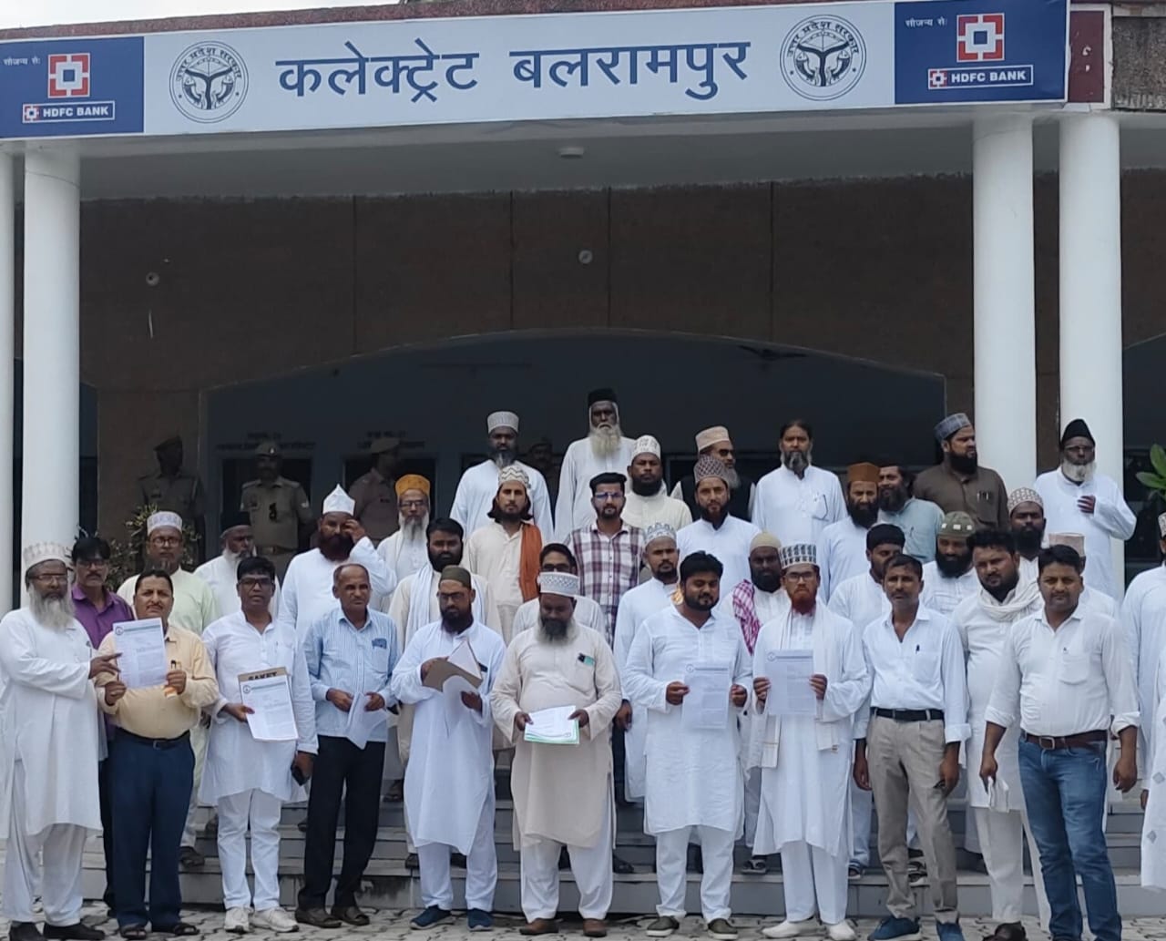 Madrasah teachers in Uttar Pradesh sent a memorandum to the district minority welfare officer following protests in most districts.