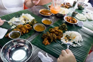 BENEFITS OF EATING ON BANANA LEAVES