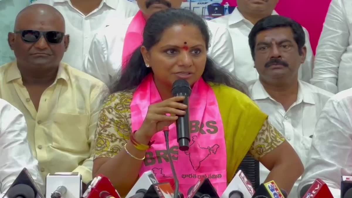 ED issues notice to KCRs daughter Kavitha once again