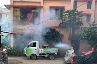 The Patna Municipal Corporation is on high alert, and have also issued helpline numbers and various instructions for the people of the city to curb the surge in dengue caes.