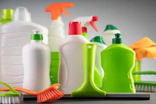 Toxic chemicals in everyday household cleaning products