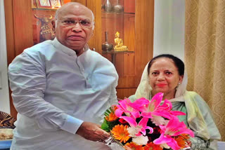 Pratibha Singh met Mallikarjun Kharge