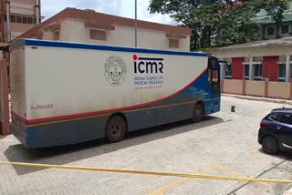 mobile Lab  ICMR Mobile lab of reached Kozhikode  ICMR Mobile lab  Nipah virus  Nipah virus Sample Testing  നിപ പരിശോധന  ഐസിഎംആറിന്‍റെ മൊബൈൽ ലാബ് കോഴിക്കോടെത്തി  ഐസിഎംആറിന്‍റെ മൊബൈൽ ലാബ്  ഐസിഎംആർ  ICMR  മൊബൈൽ ടെസ്റ്റിങ് ലാബ് കോഴിക്കോടെത്തി  മൊബൈൽ ടെസ്റ്റിങ് ലാബ് കോഴിക്കോട്