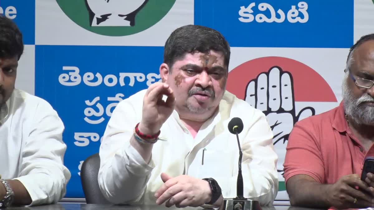 Minister Ponnam Prabhakar Comments on BRS