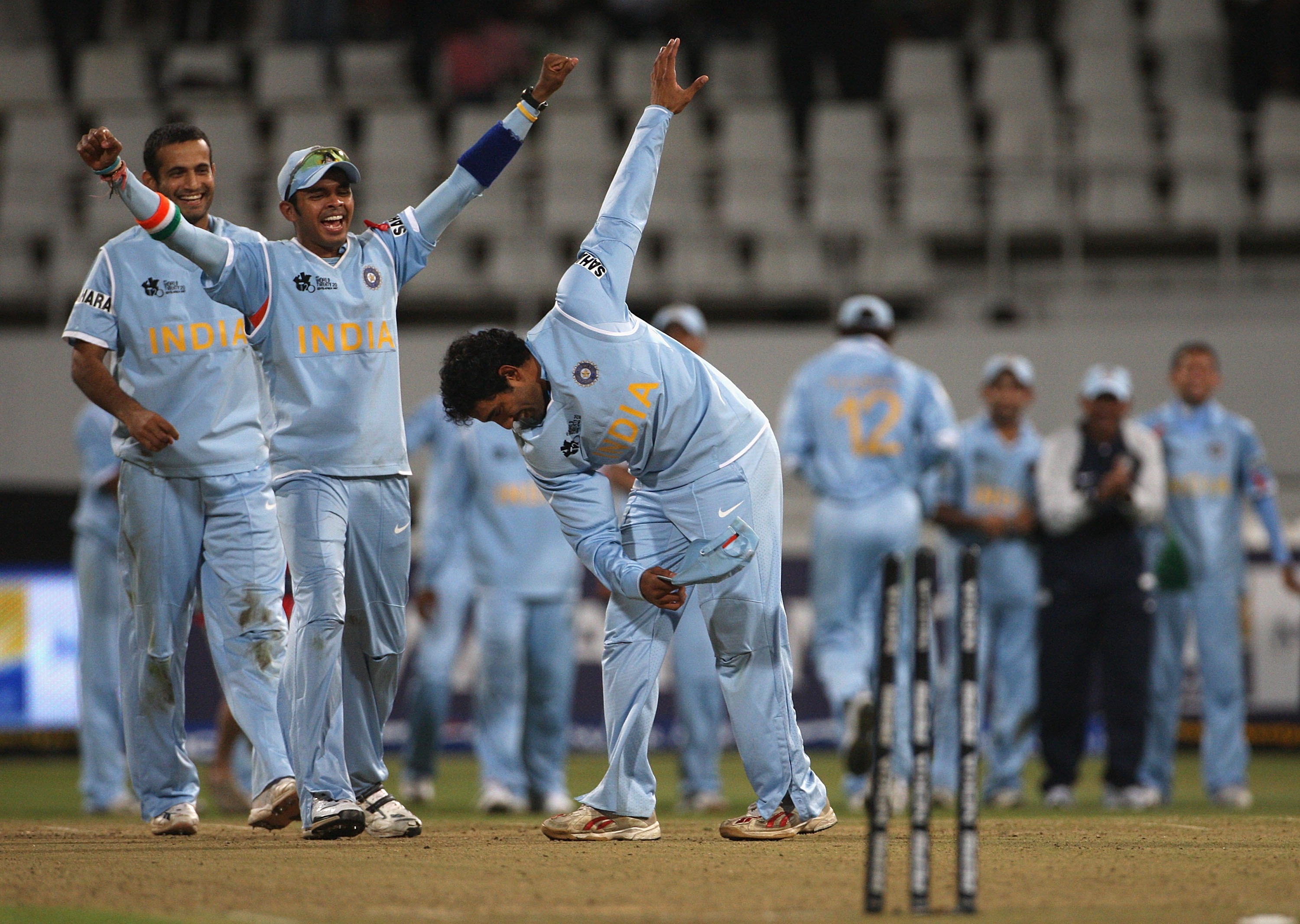 india beat pakistan in bowl out