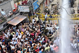 After massive protests by various Hindu organisations and civil society against the illegal construction of the mosque here, the Municipal Corporation Commissioner Court, headed by HS Rana, on Friday ordered the demolition of its two illegally constructed floors within 30 days.