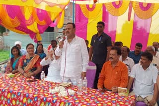 hussainabad-mla-kamlesh-kumar-faundates-3-road-palamu