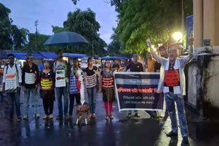 Theater workers protest