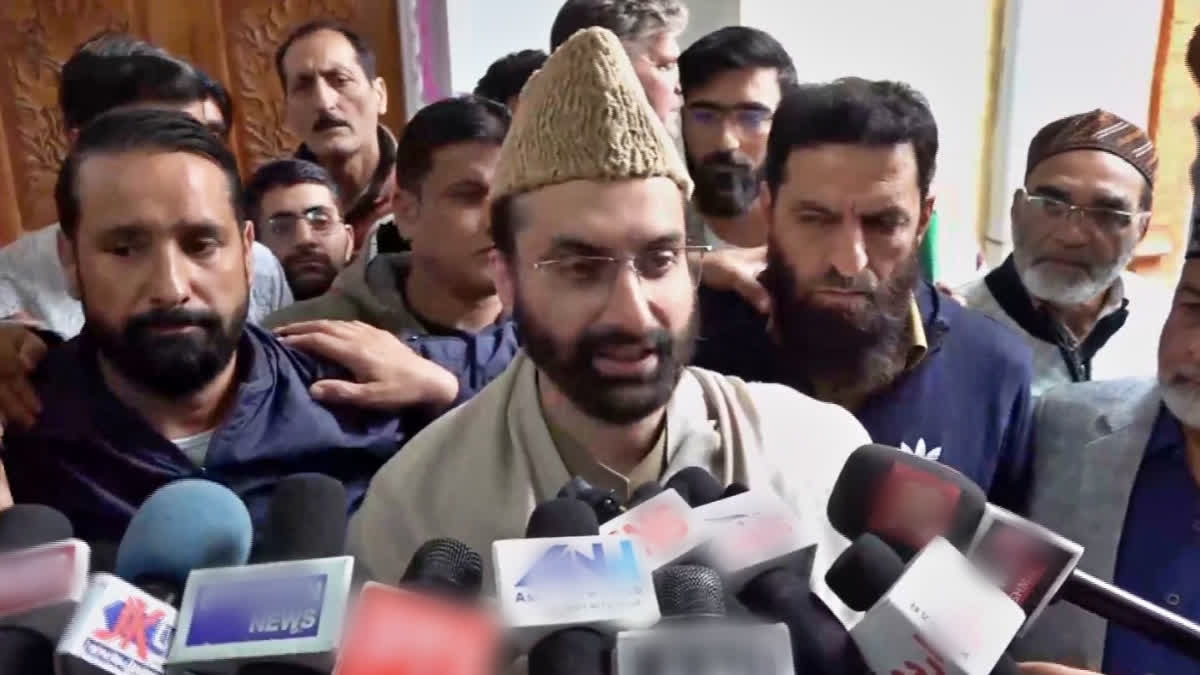 Reacting to the ongoing Palestine-Israel war, Kashmir's chief cleric Mirwaiz Maulvi Muhammad Umar Farooq Saturday said the way Israel is inflicting violence and oppression on the Palestinian people has saddened and shocked the entire global Muslim world.