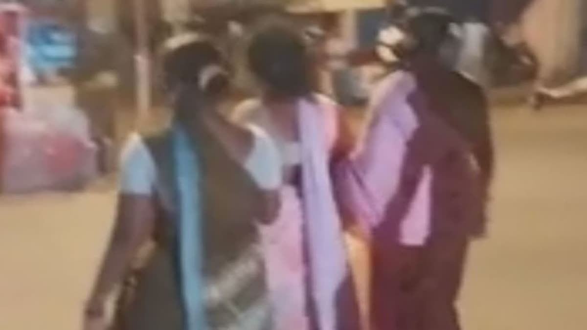 INHUMAN INCIDENT IN BELAGAVAI KARNATAKA WOMAN WAS PARADED WITH SLIPPER