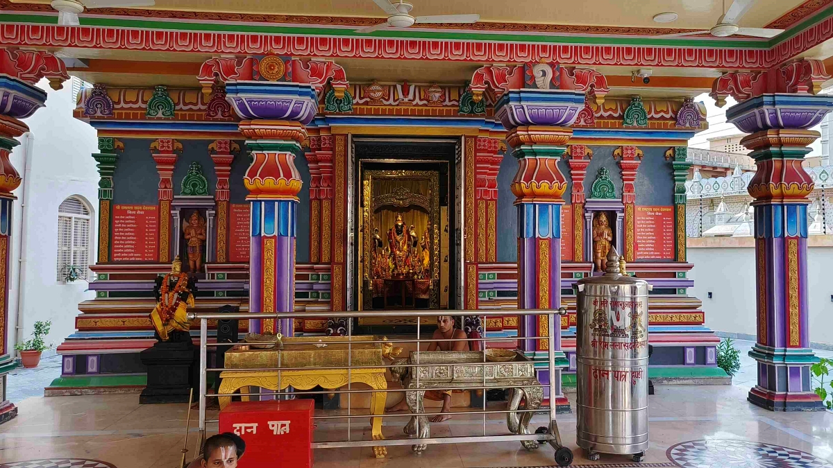 Southern style Venkateswara Swamy and Meenakshi Temple in Ayodhya