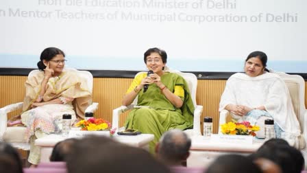 Minister Atishi interacted with mentor teachers