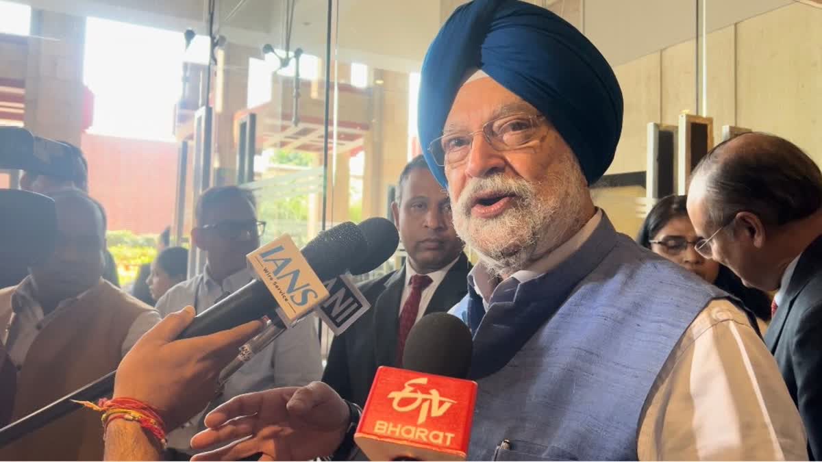 Hardeep Singh Puri, Minister for Petroleum & Natural Gas.