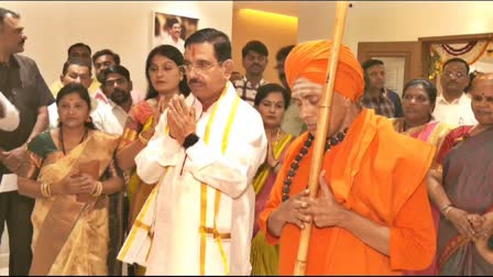 Union Minister Prahlad Joshi at Lakshmi Puja