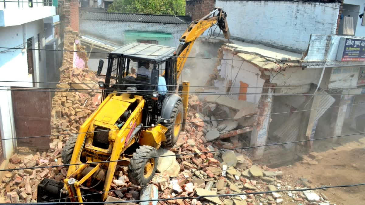 BULLDOZER ACTION VICTIMS  Bulldozer action in Up  Bulldozer compensation  Supreme court verdict