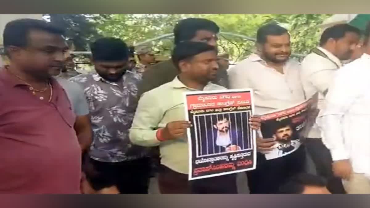 Parliament security breach: Congress to stage protest in Mysore and Bengaluru against BJP MP Pratap Simha