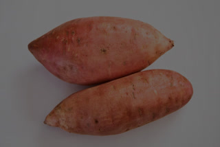 Sweet potatoes, often praised for their nutritional profile and antioxidants, are a great source of vitamins for individuals. Are you also curious to know everything about sweet potatoes? This article tries to provide you with information about the nutritional profile, health benefits and potential side effects of this power-packed nutrient-dense root vegetables.