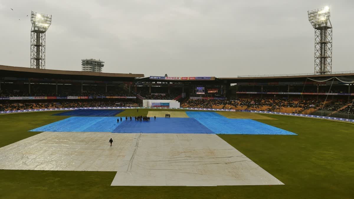 IND VS AUS 3rd Test Live Rain Stops Play