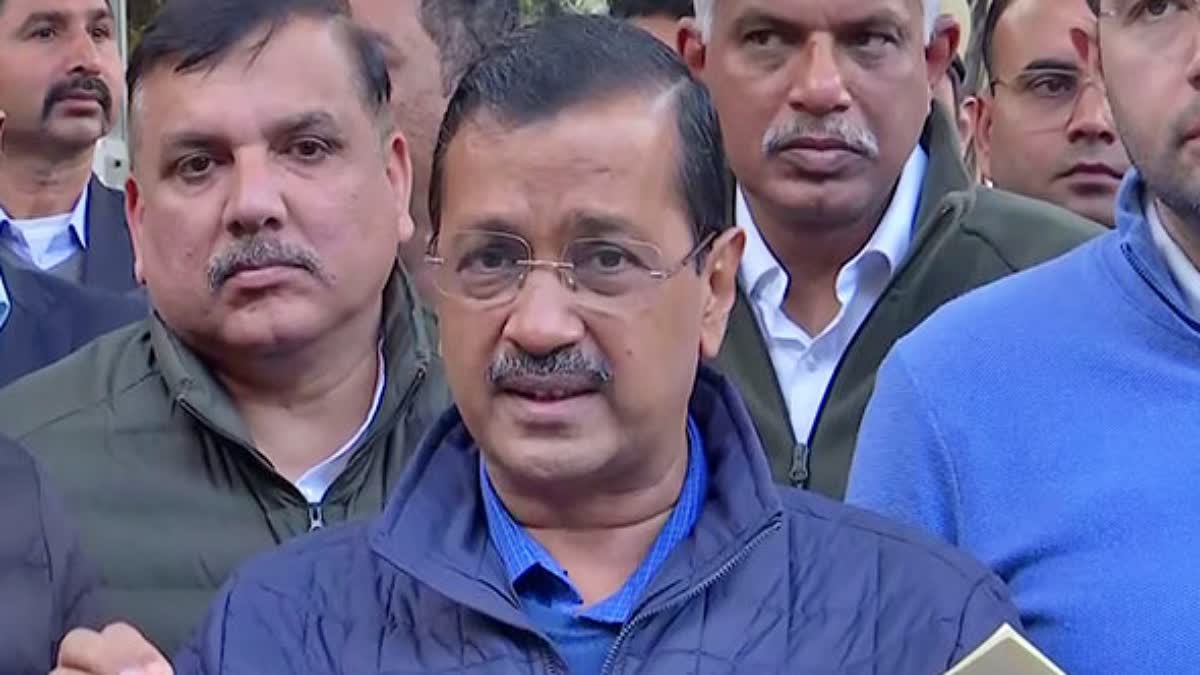 LAW AND ORDER ISSUE IN DELHI  AAP LEADER ARVIND KEJRIWAL  ഡല്‍ഹി ക്രമസമാധാനം  കേന്ദ്ര ആഭ്യന്തര മന്ത്രി അമിത് ഷാ