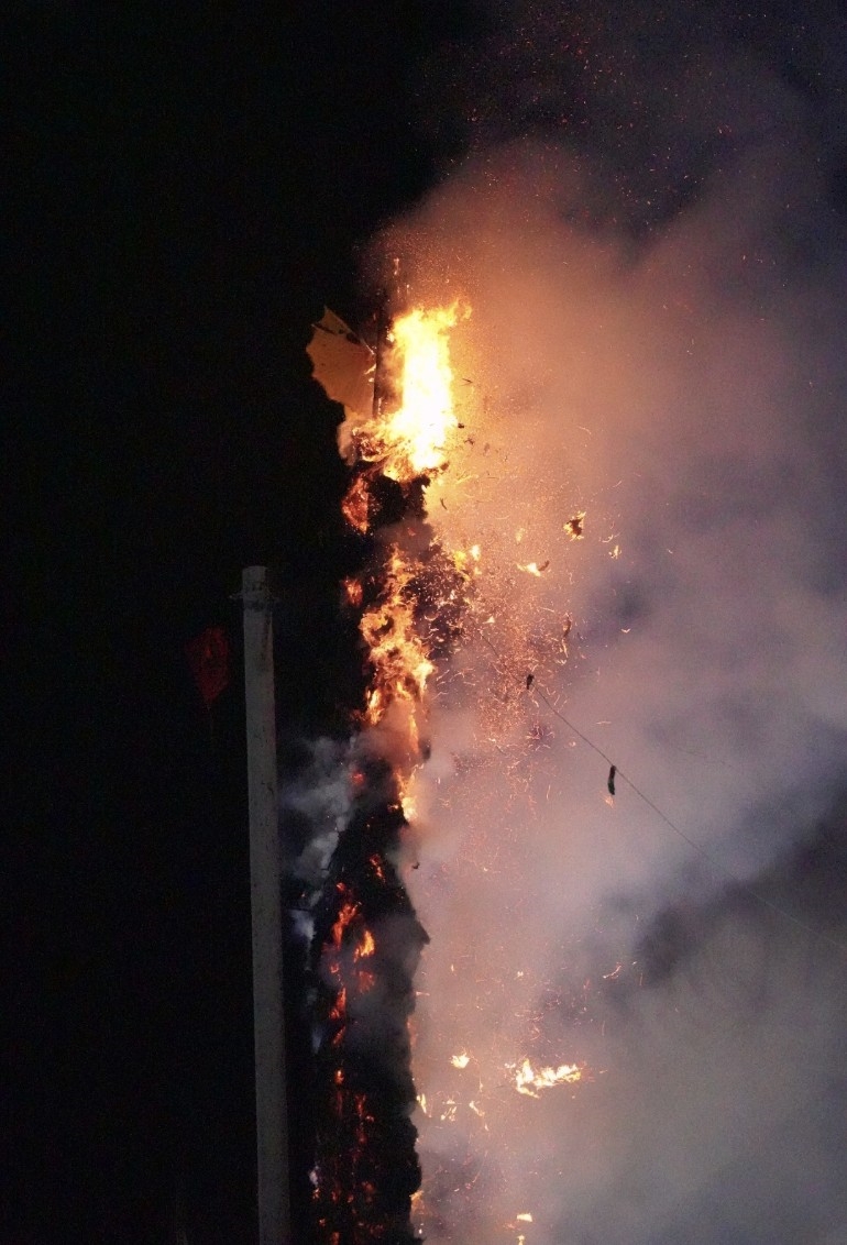 KARTHIKA STHAMBAM BURNING RITUAL  CHAKKULATHUKAVU TEMPLE POOJAS  ചക്കുളത്തുകാവ് ഭഗവതി ക്ഷേത്രം  ചക്കുളത്തുകാവ് ക്ഷേത്രം ഉത്സവം