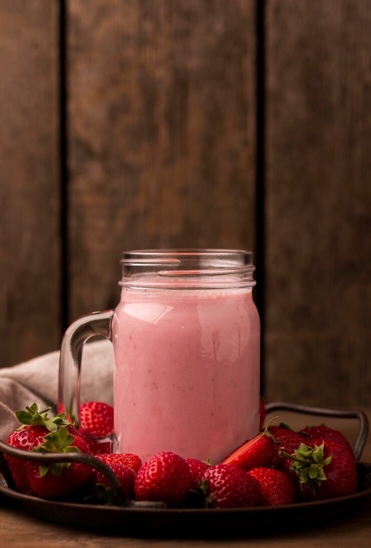 Strawberry Oats Chia Seed Smoothie