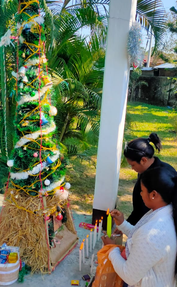 ৰাজ্যৰ বিভিন্ন প্ৰান্তত উলহ-মালহেৰে উদযাপন কৰা হ'ল পবিত্ৰ বৰদিন