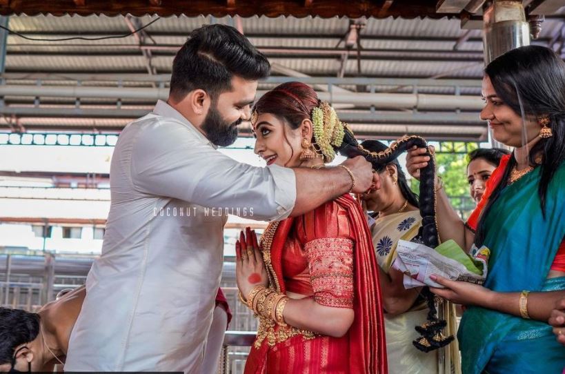 2021 ലെ താര വിവാഹങ്ങള്‍  Celebrity weddings of 2021  10 പ്രധാന താര വിവാഹങ്ങള്‍  Vicky Kaushal Katrina Kaif wedding  Rajkummar Rao Patralekhaa wedding  Varun Dhawan Natasha Dalal wedding  Durga Krishna Arjun Raveendran wedding  Antony Varghese Anisha Paulose wedding  Lijo Mol Jose Arun Antony wedding  Shilpa Rao Ritesh Krishnan wedding  Yami Gautam Aditya Dhar wedding  Ali Abbas Zafar Alicia wedding  Dia Mirza Vaibhav Rekhi wedding