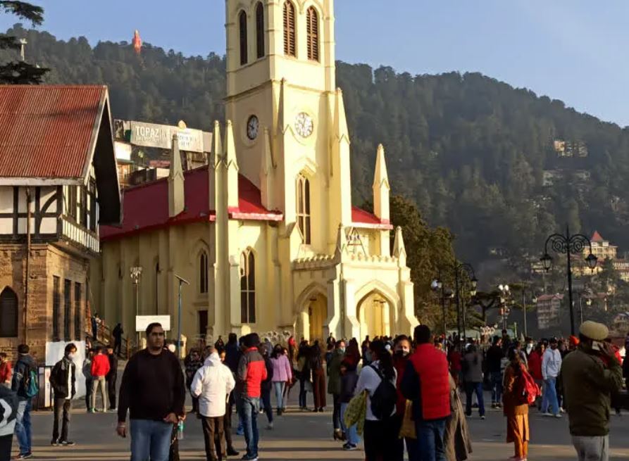 Tourist crowd in Shimla