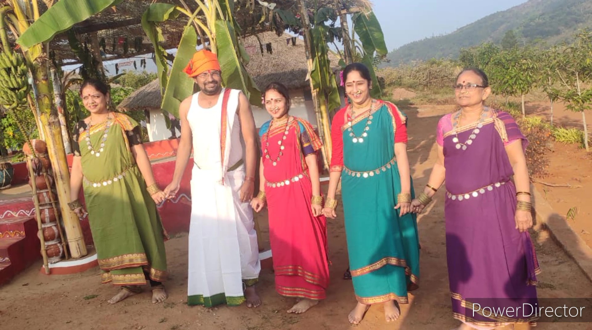 shobha-swatirani-couple-in-tribal-traditional-attire-at-vishaka