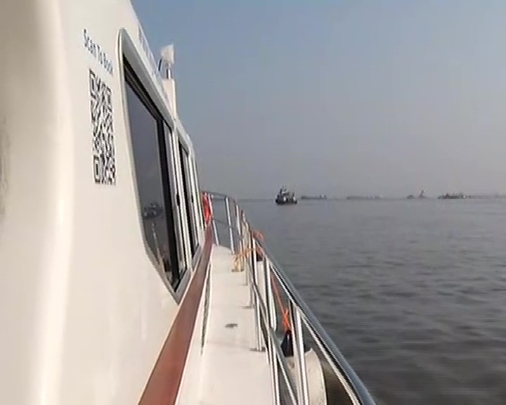 water taxi in Mumbai