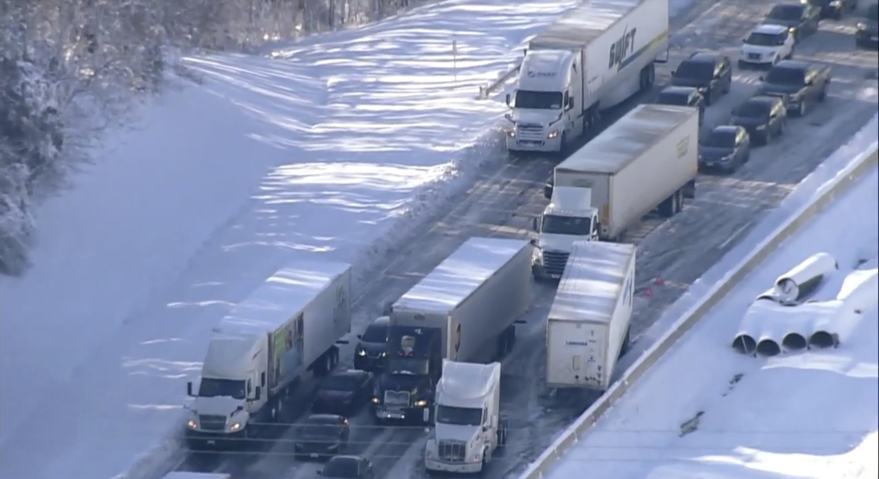 Virginia highway shuts down due to snow