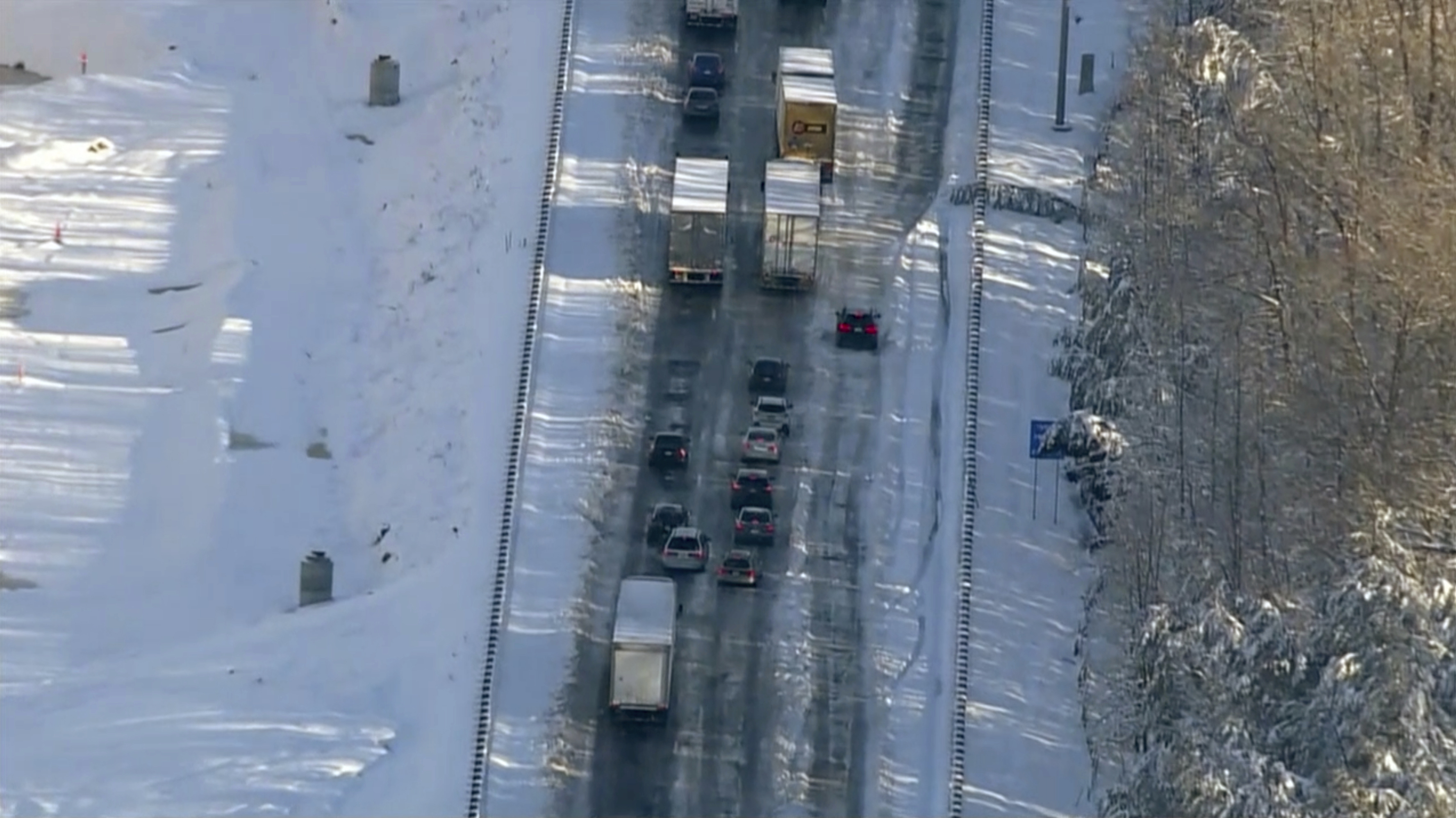 Virginia highway shuts down due to snow