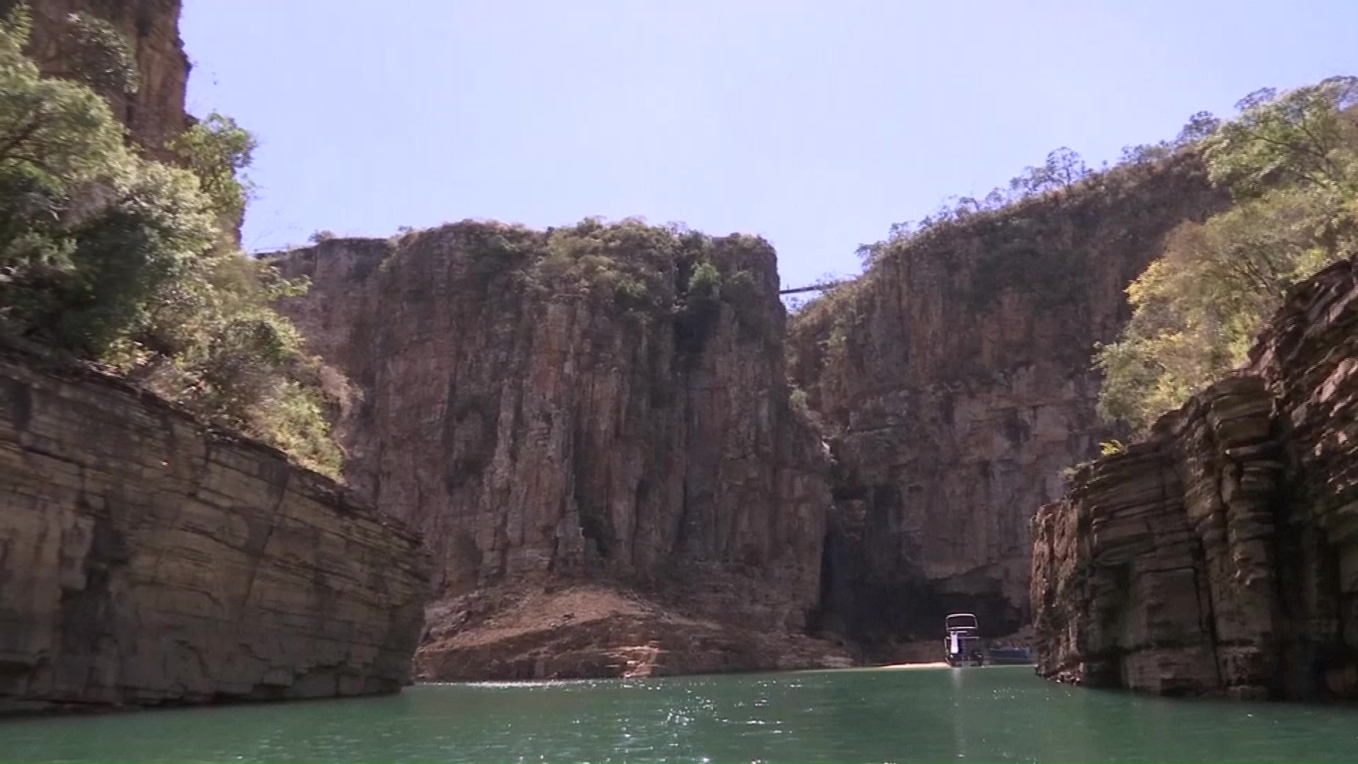 Brazil cliff collapses