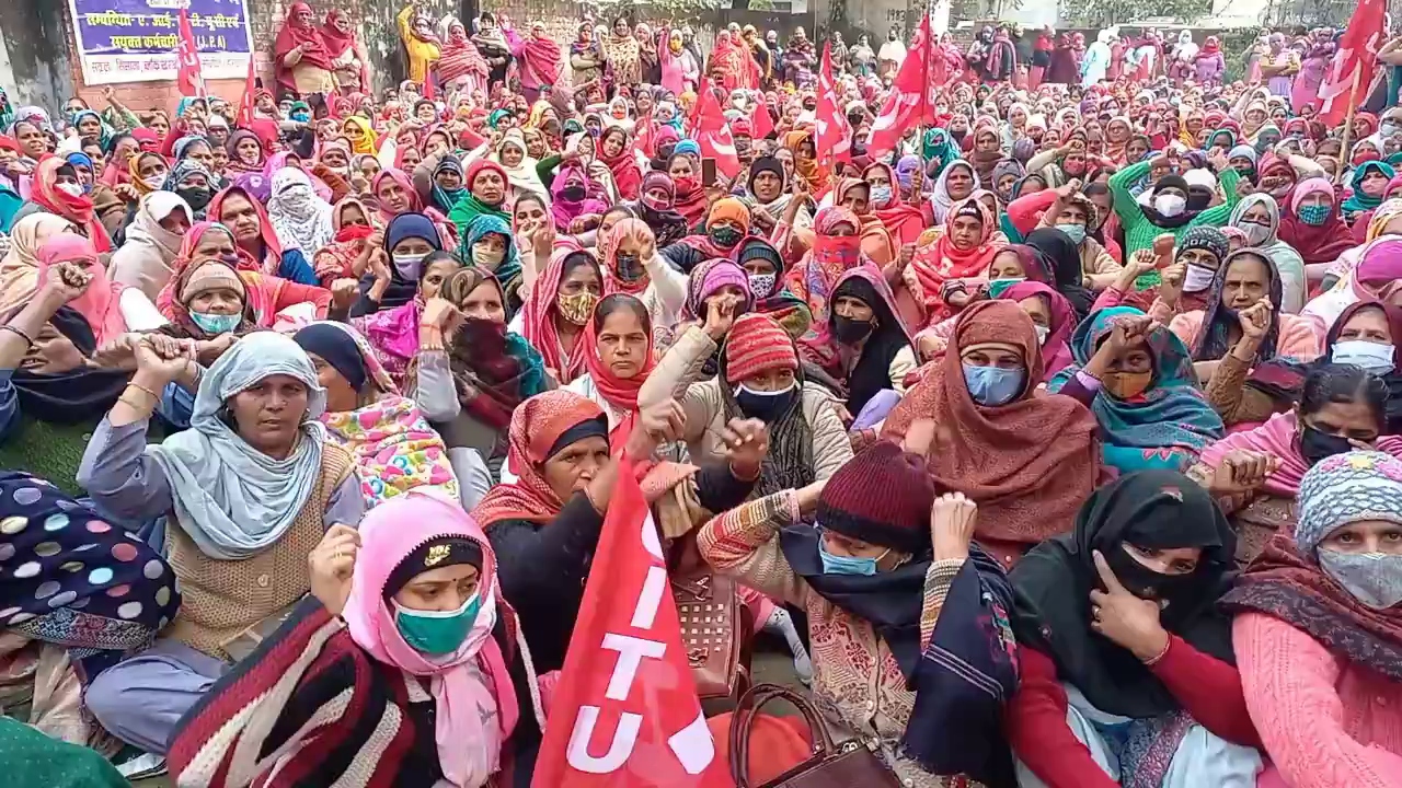 Anganwadi workers protest Sonipat