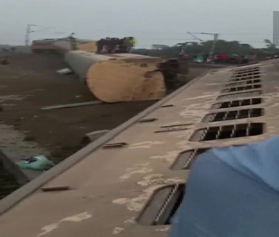 Guwahati-Bikaner Express derailed