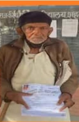 77 year old man enrols for class 12 exam