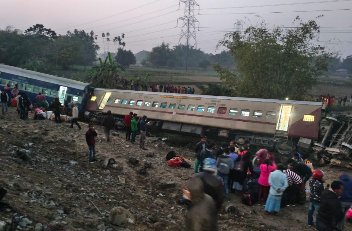 jalpaiguri rail accident