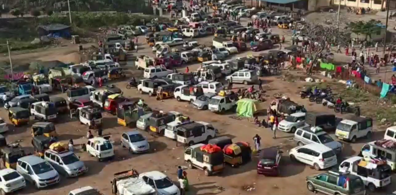 heavy rush at kondagattu anjanna temple, kondagattu temple