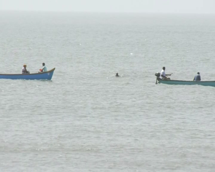 ಸಮುದ್ರದಲ್ಲಿ ಈಜುವ ವೇಳೆ