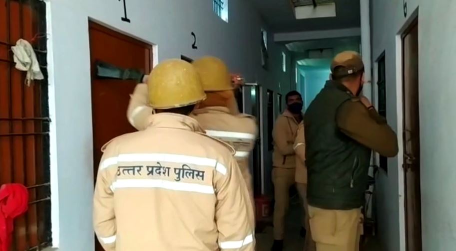 छात्रों पर लाठीचार्ज के दोषी पुलिसकर्मियों पर होगी कार्रवाई