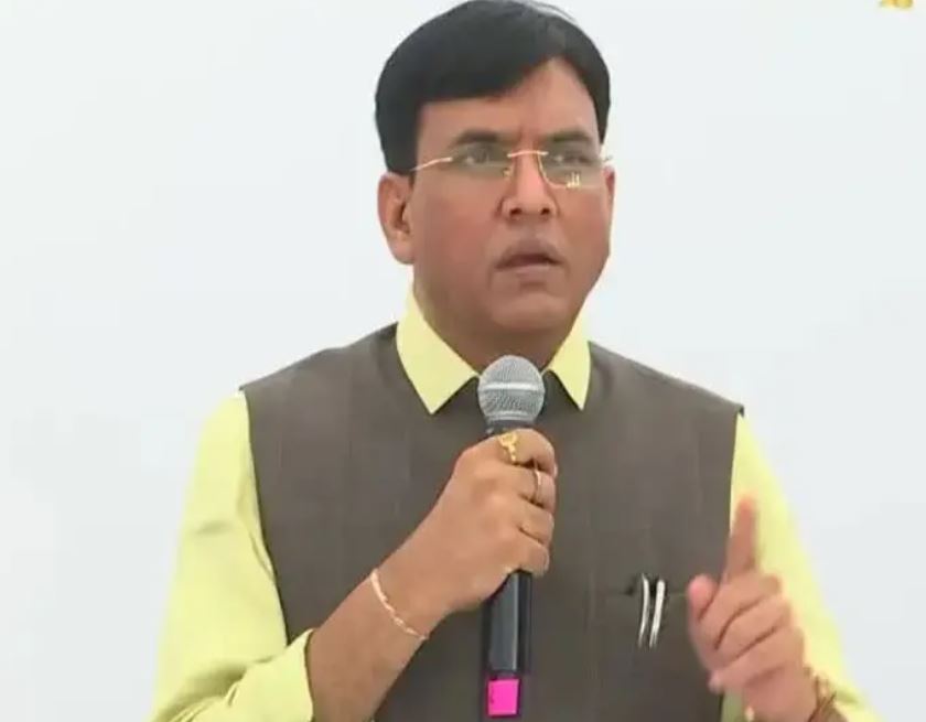 Mansukh Mandaviya, Union Health Minister