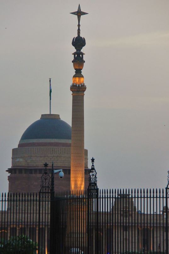 history of jaipur column