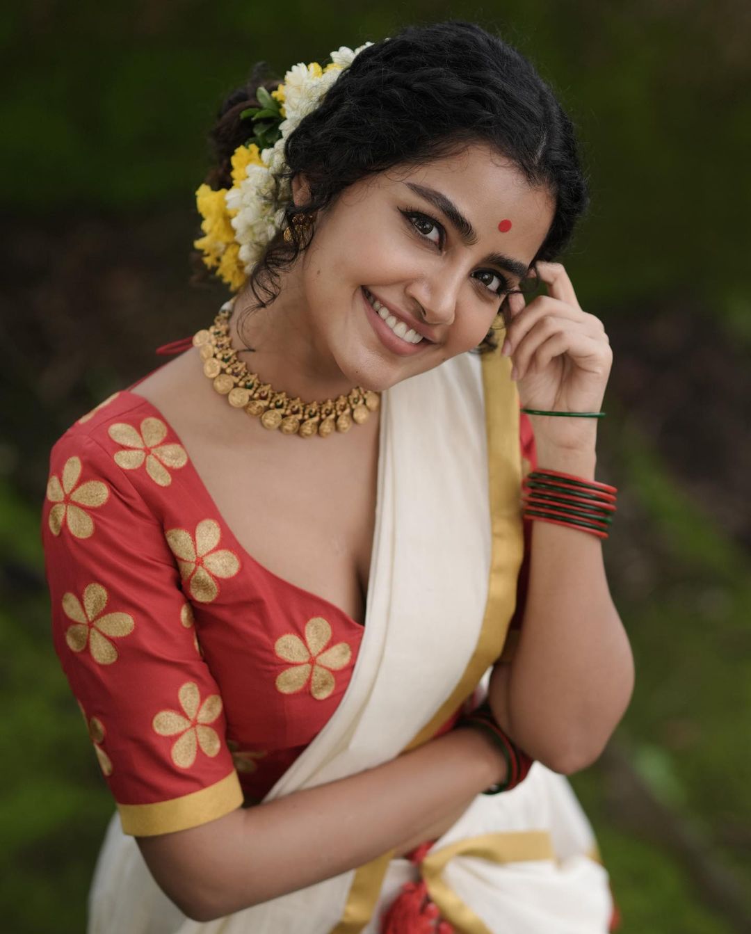 anupama parameswaran