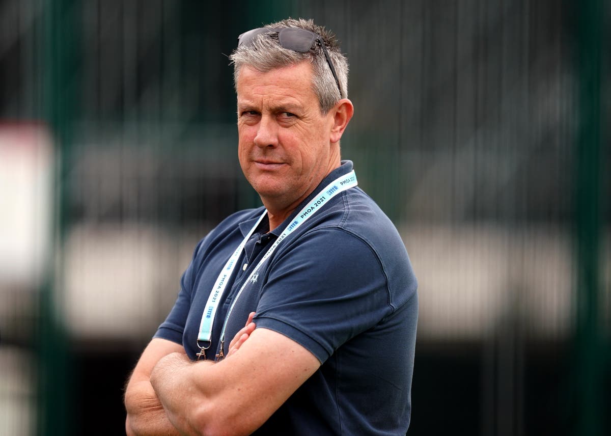 England coach Silverwood leaves after Ashes humiliation